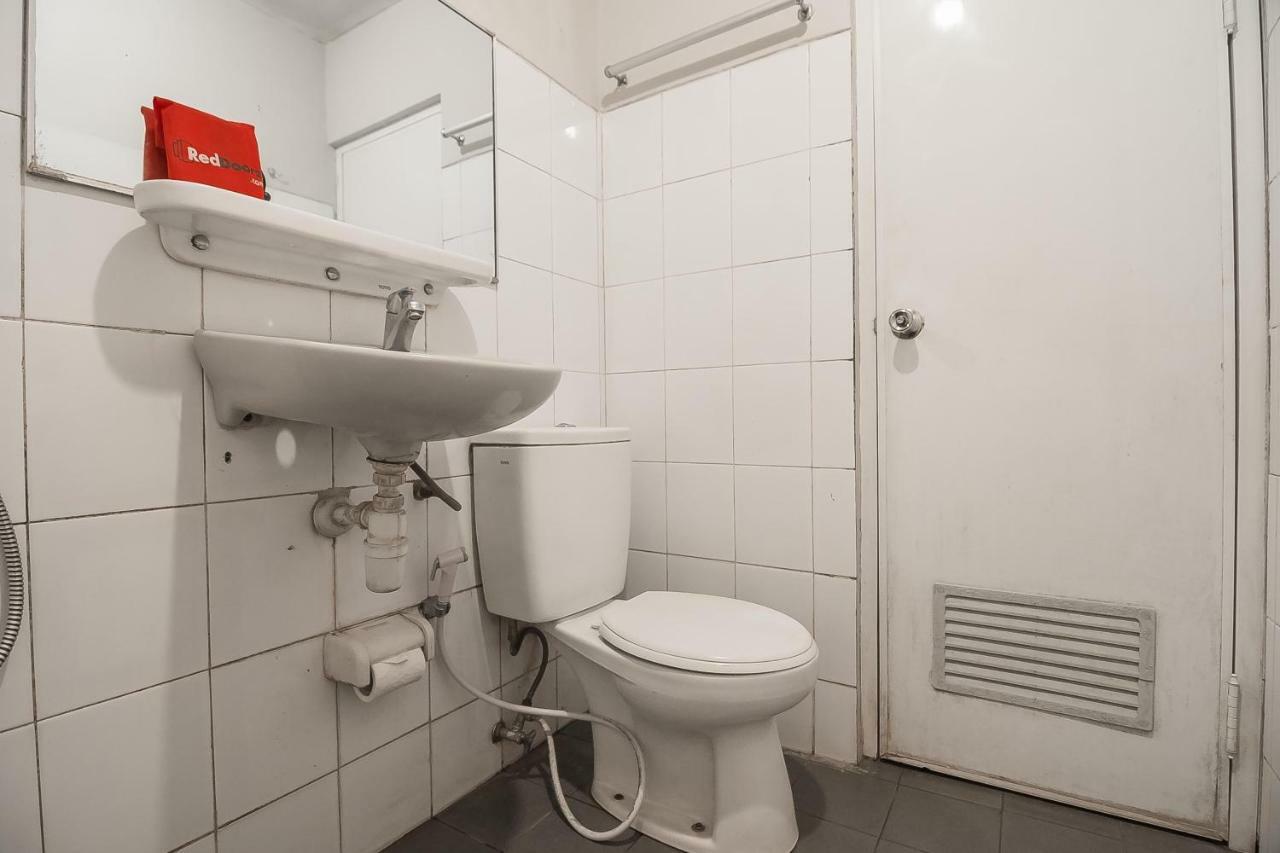 Yehezkiel Hotel Lembang Mitra Reddoorz Eksteriør bilde