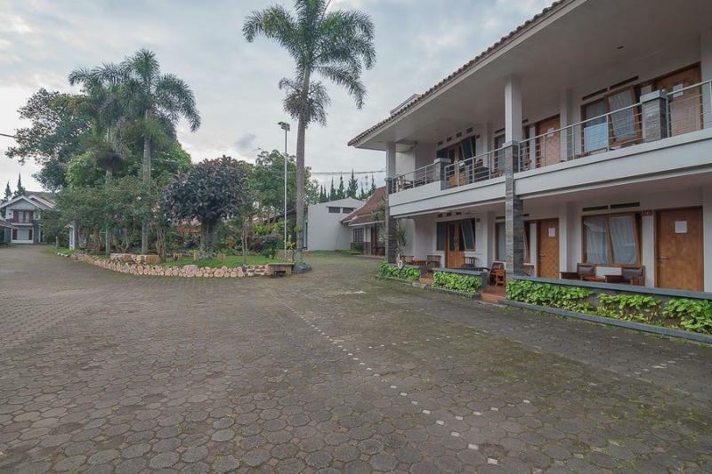 Yehezkiel Hotel Lembang Mitra Reddoorz Eksteriør bilde